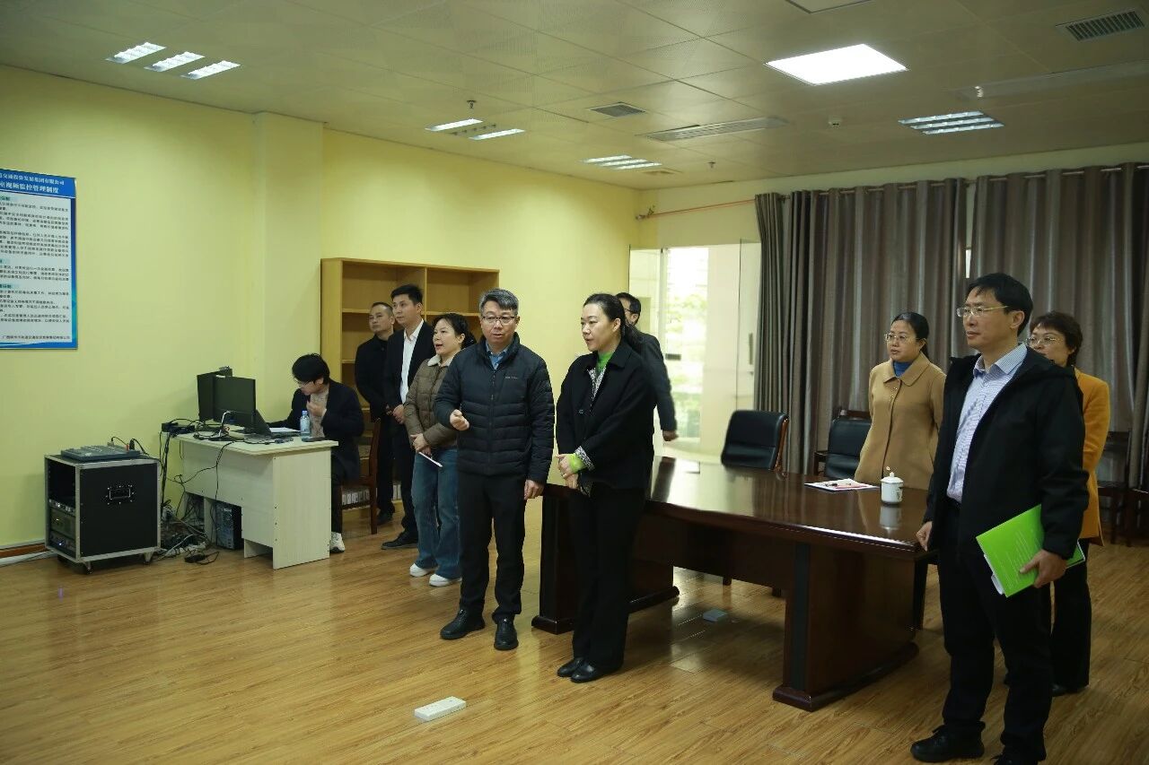 9b514b0058ff9105a3b43ed125e85cb1.jpg 9b514b0058ff9105a3b43ed125e85cb1.jpg